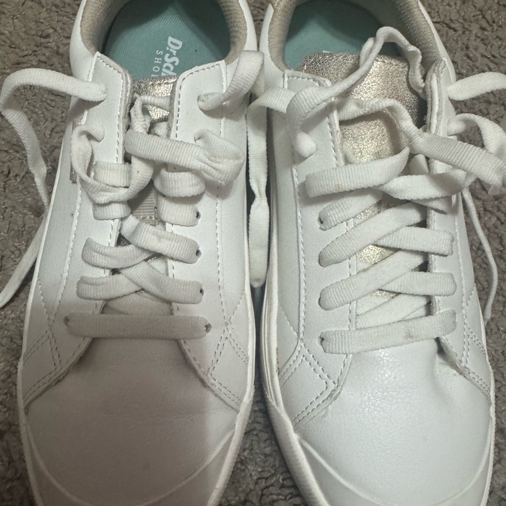 Dr. Scholl's White and Gold Women's Sneakers Time Off